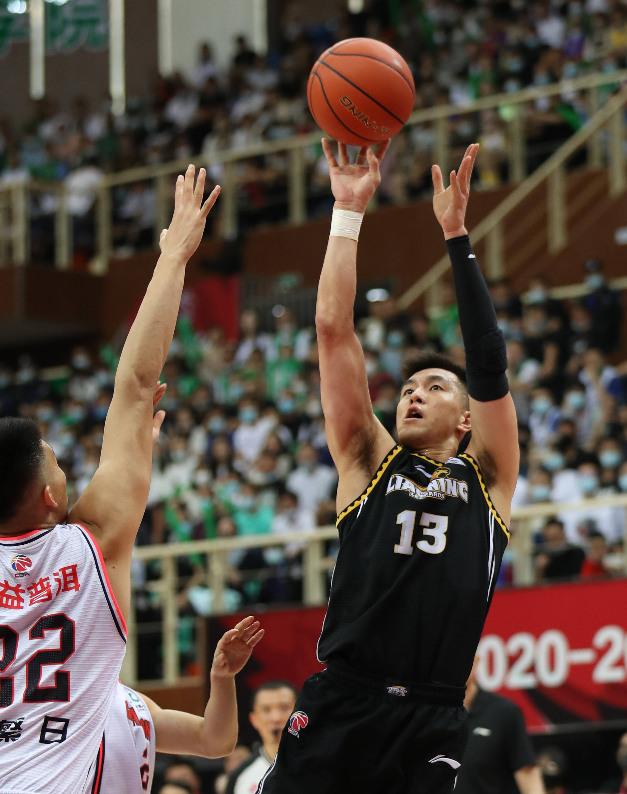 衣室里的另 衣室里的另