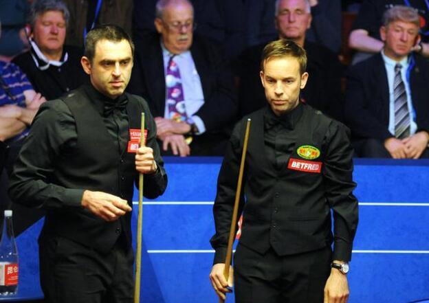 他在篮球场 他在篮球场