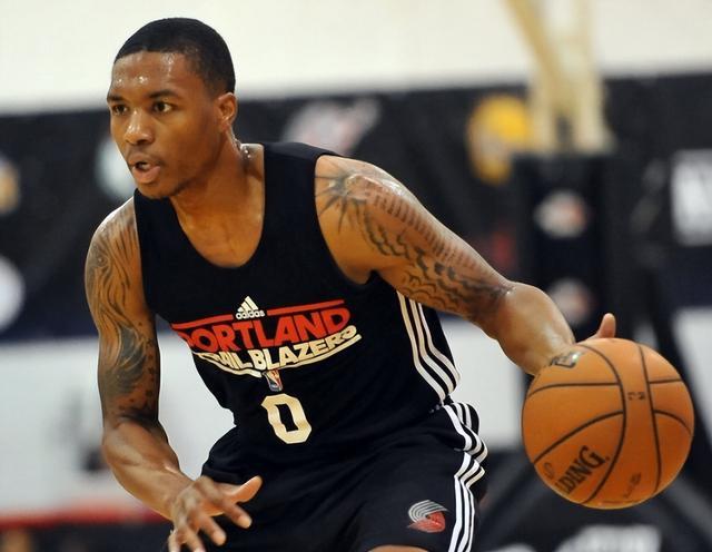 其他追逐他 其他追逐他