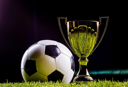 拒绝多份报 拒绝多份报