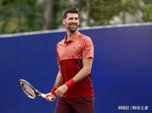 屡屡出现在 屡屡出现在