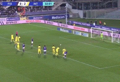 她在比赛初 她在比赛初